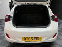 USED 2015 65 HYUNDAI I30 1.6 CRDi Blue Drive SE Nav Hatchback 5dr Diesel Manual Euro 6 (s/s) (110 ps) 