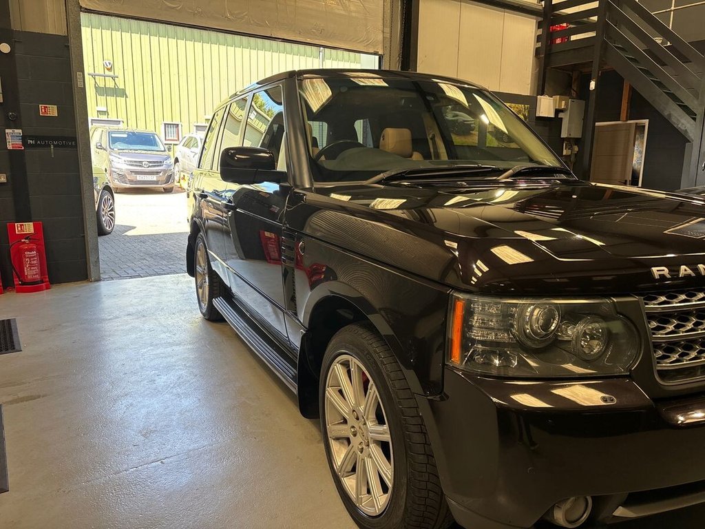 USED 2013 53 LAND ROVER RANGE ROVER 5.0 V8 Autobiography SUV 5dr Petrol Auto 4WD Euro 5 (510 ps) BOURNVILLE PREMIUM METALLIC