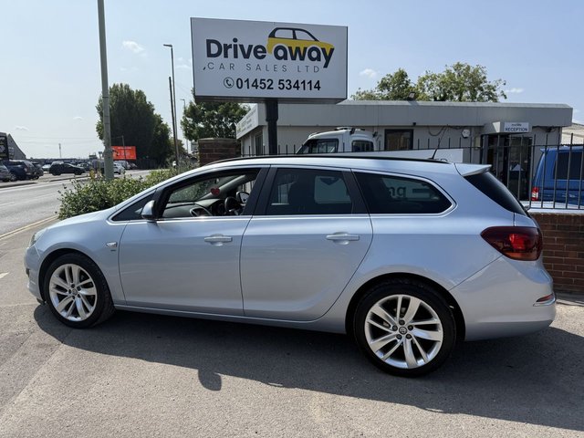 2013 63 Vauxhall Astra 1.6 16V SRi Sports Tourer 5dr Petrol Manual Euro 5 (115 ps)