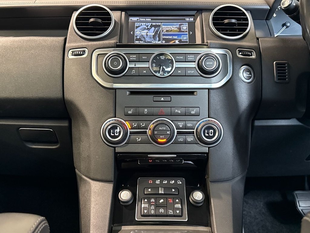 USED 2016 66 LAND ROVER DISCOVERY 4 3.0 SD V6 Landmark SUV 5dr Diesel Auto 4WD Euro 6 (s/s) (256 bhp) STUNNING CONDITION|JLR HISTORY