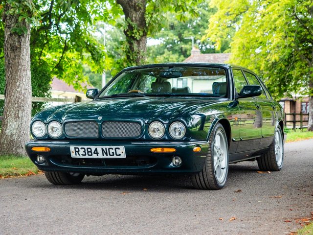 View our JAGUAR XJR