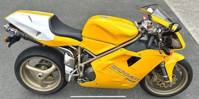 View our DUCATI 748