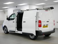 USED 2022 71 VAUXHALL VIVARO 3100 2.0 D 145 BHP L1 DYNAMIC 6 DOOR ( SAT NAV ) 2022 YEAR 2022 YEAR | 1 OWNER | SAT NAV | AIR CON