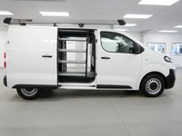 USED 2022 71 VAUXHALL VIVARO 3100 2.0 D 145 BHP L1 DYNAMIC 6 DOOR ( SAT NAV ) 2022 YEAR 2022 YEAR | 1 OWNER | SAT NAV | AIR CON