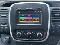 USED 2021 70 RENAULT TRAFIC 2.0 dCi ENERGY 30 Sport Nav Minibus 9 Seater LWB Euro 6 (s/s) (120 ps) Direct to us from lease company