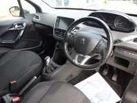 USED 2017 17 PEUGEOT 208 1.2 PureTech Allure Hatchback 5dr Petrol Manual Euro 6 (82 ps) www.suffolkcarcentre.co.uk - Located at Reydon