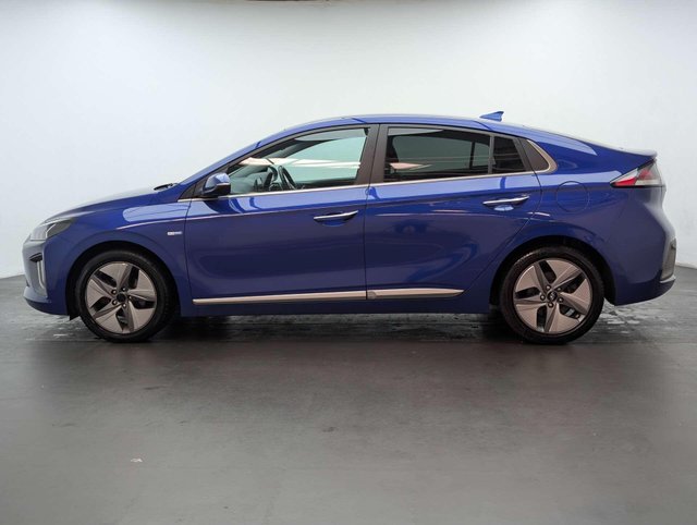 USED 2021 21 HYUNDAI IONIQ 1.6 IONIQ Premium SE FHEV Semi-Auto 5dr CLICK & COLLECT/ HOME DELIVERY