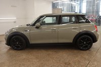 USED 2018 18 MINI HATCH 1.5 Cooper Hatchback 5dr Petrol Steptronic Euro 6 (s/s) (136 ps) 