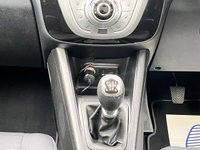 USED 2013 13 HYUNDAI IX20 1.4 Style Hatchback 5dr Petrol Manual Euro 5 (s/s) (90 bhp) www.suffolkcarcentre.co.uk - Located at Ilketshall