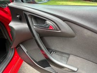 USED 2015 15 VAUXHALL ASTRA 1.6i Tech Line GT Hatchback 5dr Petrol Manual Euro 6 (115 ps) AIR CON, SAT NAV, COLOUR DISPLAY