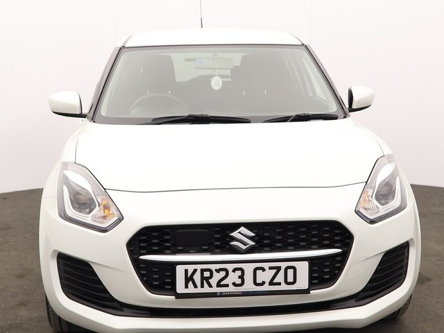 2023 Suzuki Swift 1.2L Sz-L 5dr - Photo 4