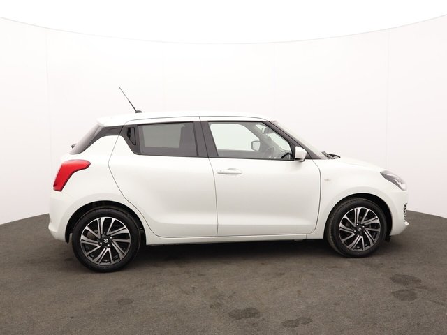2023 Suzuki Swift 1.2L Sz-L 5dr - Photo 11