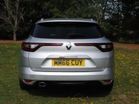 USED 2016 66 RENAULT MEGANE 1.6 dCi Signature Nav 5dr 130 BHP www.suffolkcarcentre.co.uk - Located at Ilketshall