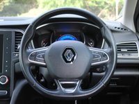 USED 2016 66 RENAULT MEGANE 1.6 dCi Signature Nav 5dr 130 BHP www.suffolkcarcentre.co.uk - Located at Ilketshall