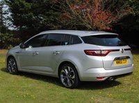 USED 2016 66 RENAULT MEGANE 1.6 dCi Signature Nav 5dr 130 BHP www.suffolkcarcentre.co.uk - Located at Ilketshall