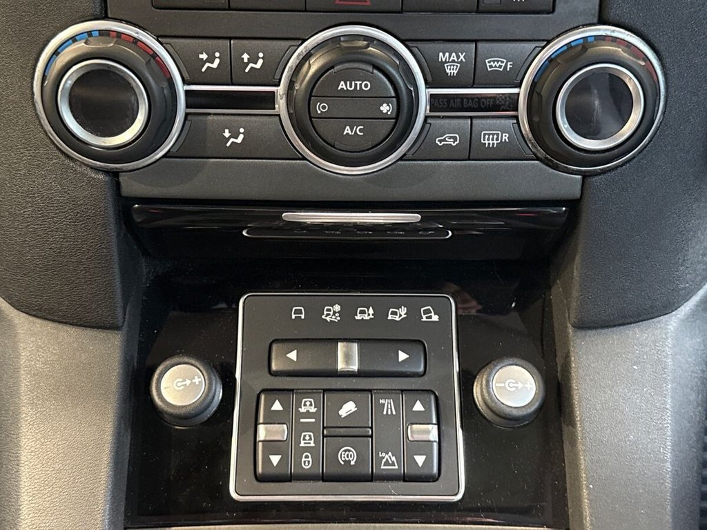USED 2016 66 LAND ROVER DISCOVERY 4 3.0 SD V6 Landmark SUV 5dr Diesel Auto 4WD Euro 6 (s/s) (256 bhp) STUNNING EXAMPLE|TIMING BELT