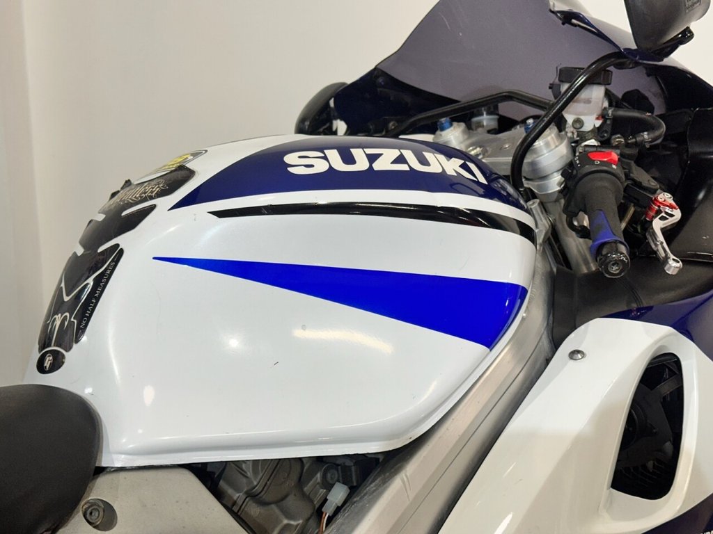 USED 2000 W SUZUKI TL1000R TRADE BIKES AT TRADE PRICES 