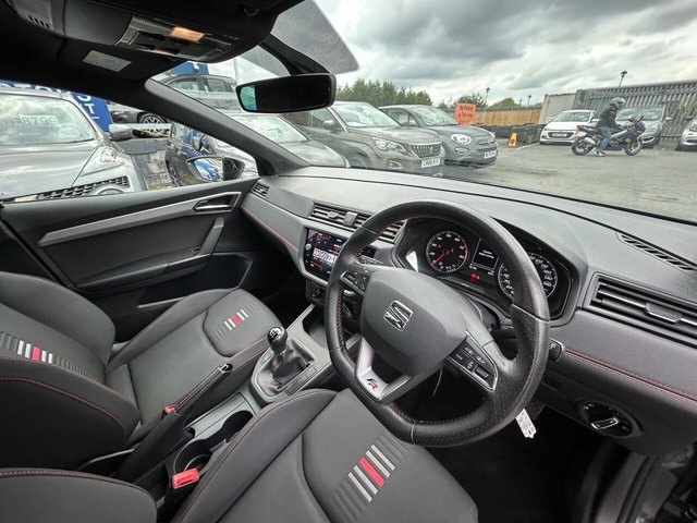 2020 SEAT IBIZA - Photo 2