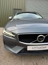 USED 2019 69 VOLVO V60 2.0 D4 Momentum Estate 5dr Diesel Auto Euro 6 (s/s) (190 ps) 