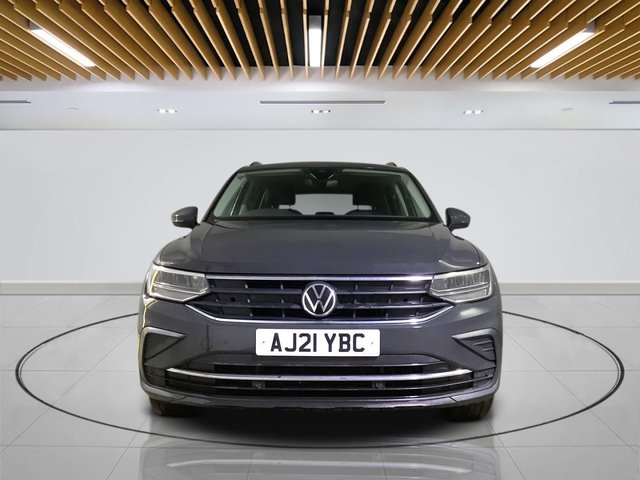 2021 Volkswagen Tiguan 1.5L Life 5dr - Photo 2