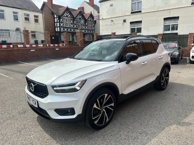 2017 Volvo Xc40 2L First Edition 5dr - Photo 2