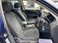 USED 2017 67 VOLKSWAGEN TIGUAN 2.0 TSI SEL SUV 5dr Petrol DSG 4Motion Euro 6 (s/s) (180 ps) 1 LADY OWNER PAN ROOF APPLECP
