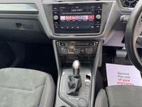 USED 2017 67 VOLKSWAGEN TIGUAN 2.0 TSI SEL SUV 5dr Petrol DSG 4Motion Euro 6 (s/s) (180 ps) 1 LADY OWNER PAN ROOF APPLECP