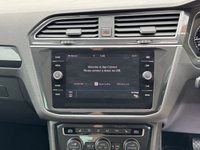 USED 2017 67 VOLKSWAGEN TIGUAN 2.0 TSI SEL SUV 5dr Petrol DSG 4Motion Euro 6 (s/s) (180 ps) 1 LADY OWNER PAN ROOF APPLECP
