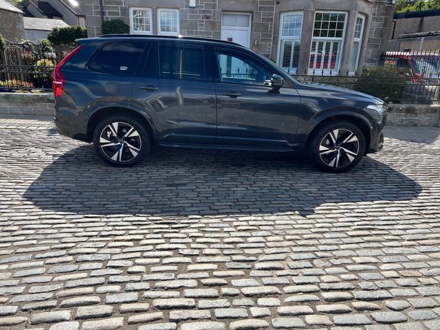 2020 VOLVO XC90 - Photo 9