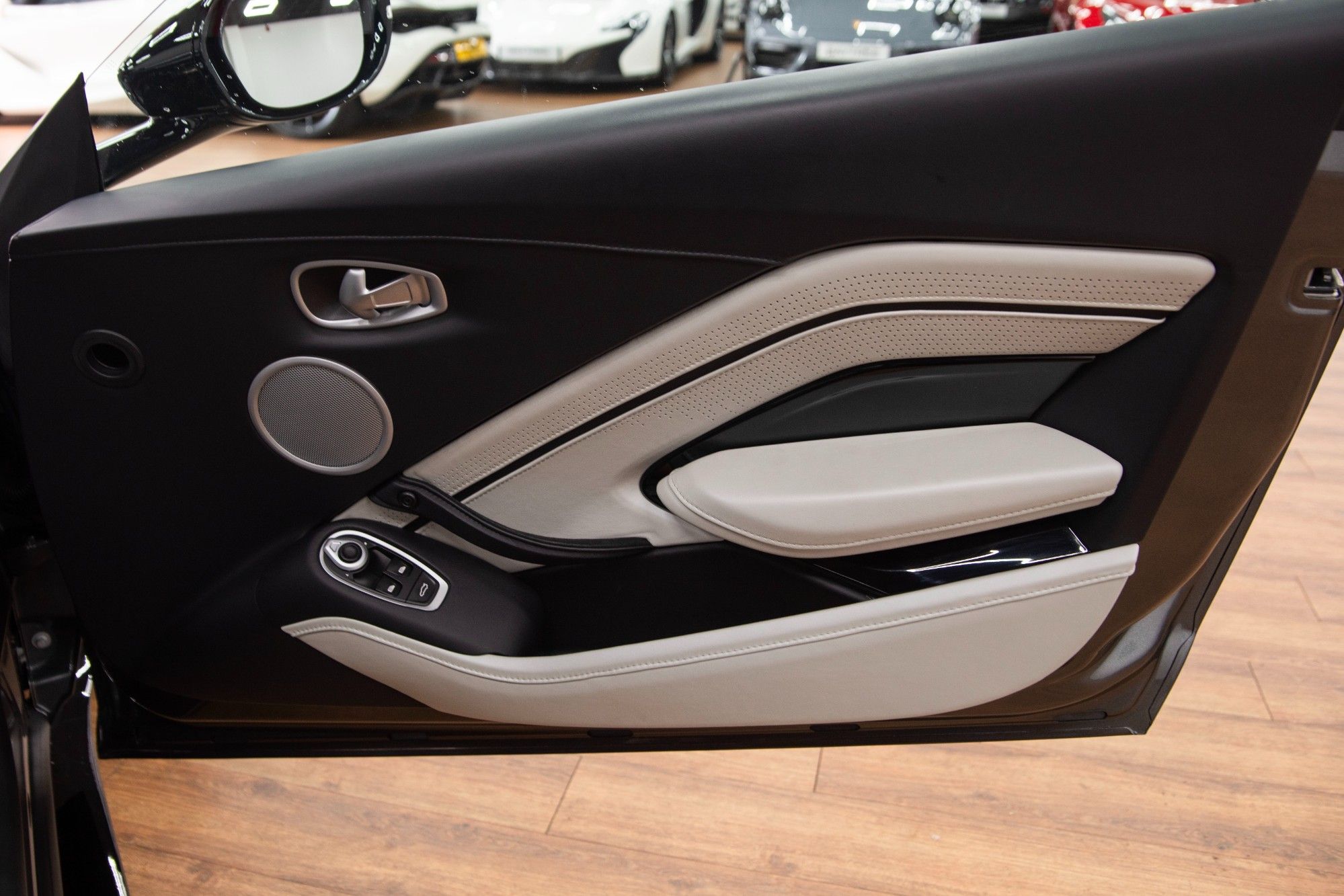 USED 2023 23 ASTON MARTIN VANTAGE 4.0 V8 Coupe  
