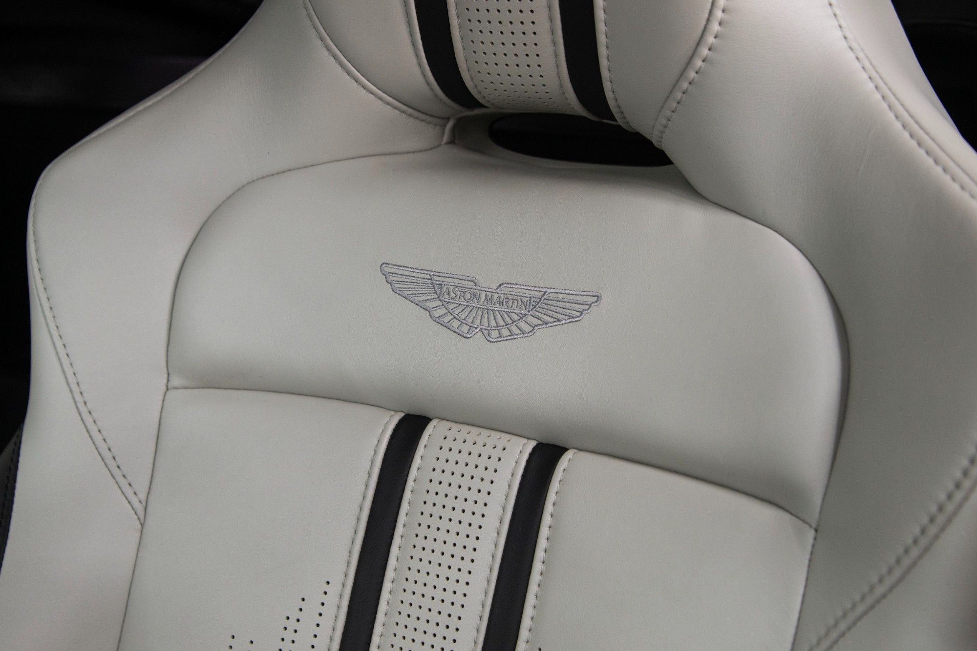 USED 2023 23 ASTON MARTIN VANTAGE 4.0 V8 Coupe  