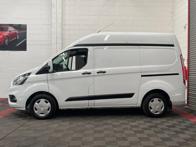 2020 Ford Transit Custom 2L Trend 5dr - Photo 4