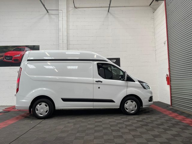 2020 Ford Transit Custom 2L Trend 5dr - Photo 5