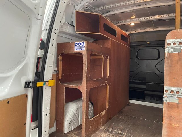 2020 Ford Transit Custom 2L Trend 5dr - Photo 10