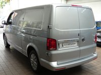 USED 2021 70 VOLKSWAGEN TRANSPORTER 2.0 TDI T28 Highline Panel Van 5dr Diesel Manual FWD LWB High Roof Euro 6 (s/s) (150 ps) 3 SEATS AC ANDROID APPLE CARPLAY CRUISE CONTROL PARKING SENSORS 1 OWNER SERVICE HISTORY WARRANTY GENUINE LOW MILEAGE