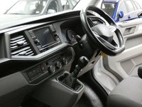USED 2021 70 VOLKSWAGEN TRANSPORTER 2.0 TDI T28 Highline Panel Van 5dr Diesel Manual FWD LWB High Roof Euro 6 (s/s) (150 ps) 3 SEATS AC ANDROID APPLE CARPLAY CRUISE CONTROL PARKING SENSORS 1 OWNER SERVICE HISTORY WARRANTY GENUINE LOW MILEAGE
