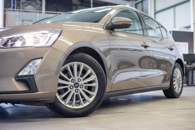 2018 Ford Focus 1L Titanium 5dr - Photo 6