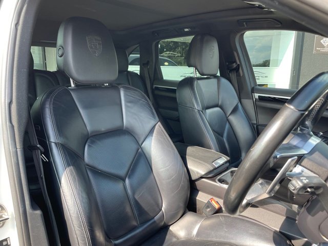 View our PORSCHE CAYENNE