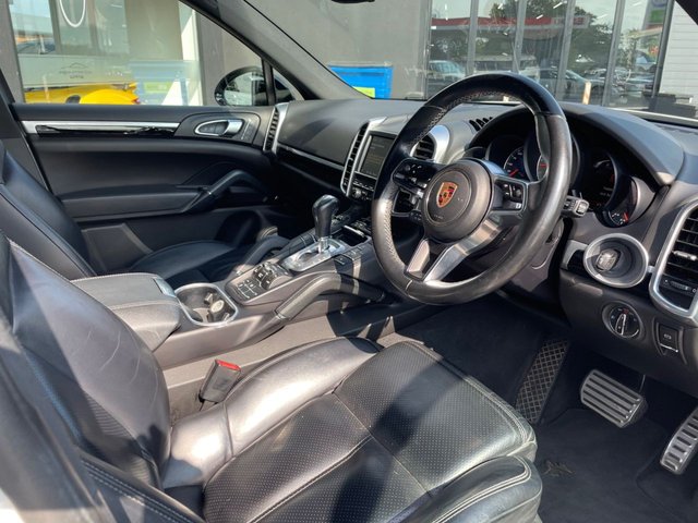 View our PORSCHE CAYENNE