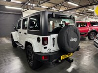 USED 2013 63 JEEP WRANGLER 2.8 CRD Sahara SUV 4dr Diesel AUTO 4WD Euro 5 (197 bhp) 2013 JEEP WRANGLER 2.8 CRD SAHARA 4X4 AUTO - ONLY 66K MILES - 11 SERVICES TO 64K MILES - REMOVABLE ROOF - GLOSS BLACK ALLOY WHEELS - AIR CON - TOWBAR