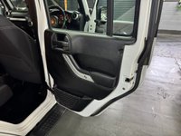 USED 2013 63 JEEP WRANGLER 2.8 CRD Sahara SUV 4dr Diesel AUTO 4WD Euro 5 (197 bhp) 2013 JEEP WRANGLER 2.8 CRD SAHARA 4X4 AUTO - ONLY 66K MILES - 11 SERVICES TO 64K MILES - REMOVABLE ROOF - GLOSS BLACK ALLOY WHEELS - AIR CON - TOWBAR