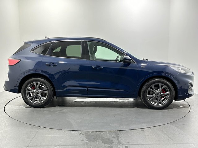 2022 Ford Kuga - Photo 9