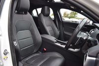USED 2019 19 JAGUAR XE 2.0i GPF R-Sport Saloon 4dr Petrol Auto Euro 6 (s/s) (250 ps) PAN ROOF / MERIDIAN / BLACK PK