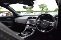 USED 2019 19 JAGUAR XE 2.0i GPF R-Sport Saloon 4dr Petrol Auto Euro 6 (s/s) (250 ps) PAN ROOF / MERIDIAN / BLACK PK