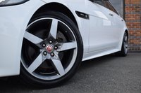 USED 2019 19 JAGUAR XE 2.0i GPF R-Sport Saloon 4dr Petrol Auto Euro 6 (s/s) (250 ps) PAN ROOF / MERIDIAN / BLACK PK