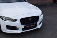 USED 2019 19 JAGUAR XE 2.0i GPF R-Sport Saloon 4dr Petrol Auto Euro 6 (s/s) (250 ps) PAN ROOF / MERIDIAN / BLACK PK