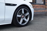 USED 2019 19 JAGUAR XE 2.0i GPF R-Sport Saloon 4dr Petrol Auto Euro 6 (s/s) (250 ps) PAN ROOF / MERIDIAN / BLACK PK