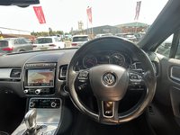 USED 2016 65 VOLKSWAGEN TOUAREG 3.0 TDI V6 BlueMotion Tech R-Line SUV 5dr Diesel Tiptronic 4WD Euro 6 (s/s) (262 ps) FULL SERVICE HISTORY 2 KEYS BOOK PACK SERVICED AS REQUIRED AND 1 YEAR MOT WITHIN THE SALE