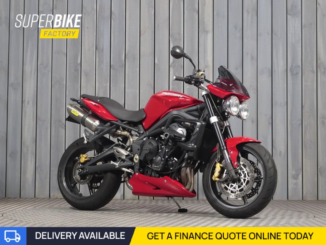 TRIUMPH STREET TRIPLE 675STREET TRIPLE 675