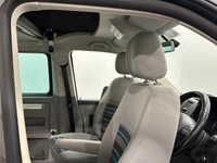USED 2015 15 VOLKSWAGEN CALIFORNIA 2.0 TDI Beach MPV 4dr Diesel Manual FWD (203 g/km, 138 bhp) Volkswagen California Beach 2.0 TDI 4 Seater 4 Rail Track Floor , Internal Power Points Side awning